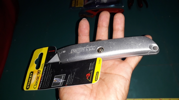 ขายคัตเตอร์STANLEY MADE IN TAIWAN. ขายคัตเตอร์STANLEY MADE IN TAIWAN.