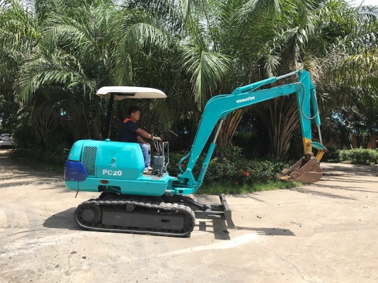 ขายKOMATSU PC20-7 คอนโทลน้ำมัน ปั้มแรง สวยเดิมจากญี่ปุ่น ทำงานสมบูรณ์ทุกระบบ รับรองไม่ผิดหวัง 245,000 เท่านั้น!!