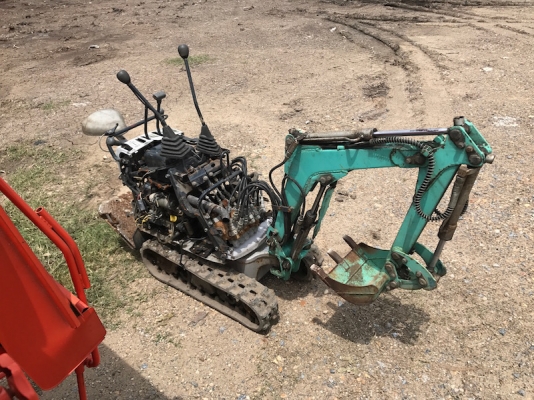 ขายแบคโฮKOBELCO SS1/2 (ขนขึ้นกระบะได้) เดิมจากญี่ปุ่น ทำงานสมบูรณ์ทุกระบบ รับรองไม่ผิดหวัง 55,000 เท่านั้น!!