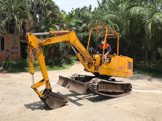 ขายKOMATSU CR12 คอนโทลดี ปั้มแรง สวยเดิมจากญี่ปุ่น ทำงานสมบูรณ์ทุกระบบ รับรองไม่ผิดหวัง 99,000 เท่านั้น!!