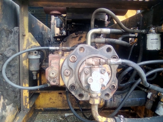 ขายรถแบคโฮ KOBELCO SK200 MARK2 สภาพพร้อมไช้