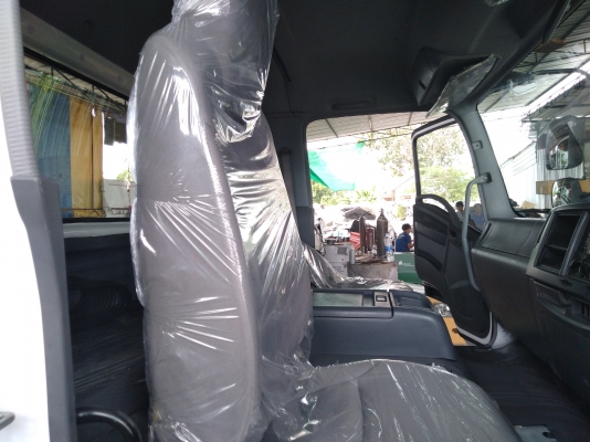 หัวรถยี่ห้อ ISUZU รุ่น 360