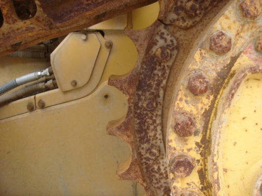 รถแทรกเตอร์ตีนตะขาบ CATERPILLAR D5N