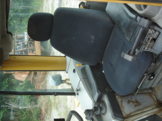 รถแทรกเตอร์ตีนตะขาบ CATERPILLAR D5N