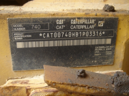 รถแทรกเตอร์ตีนตะขาบ CATERPILLAR D5N