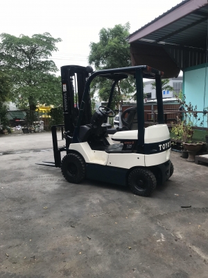 ขายและให้เช่ารถยกราคาเริ่มต้น 2500 ต่อวัน