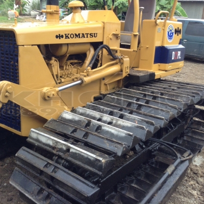 ขายด่วน รถดันดิน Komatsu D2 รุ่น 5 ตีน70 เครื่องดี ระบบเยี่ยม พร้อมใช้งาน เพียง 200000 บาท ขายด่วน รถดันดิน Komatsu D2 รุ่น 5 ตีน70 เครื่องดี ระบบเยี่ยม พร้อมใช้งาน เพียง 200000 บาท
