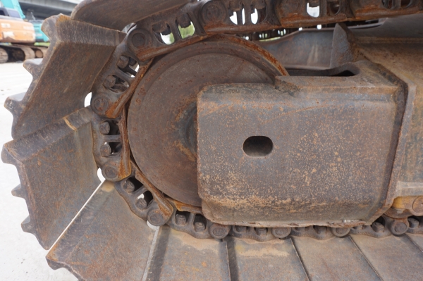 ขายรถแบคโฮ KOMATSU PC200-8 พร้อมทะเบียน (ผ่อนเดือนละ 33,000 บาท)