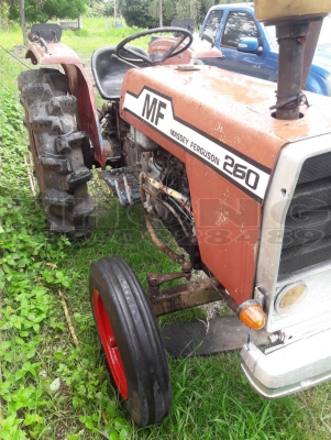 ขายด่วน Massey Ferguson 260 เพลาเดียว เครืองดี ไม่มีอุปกรณ์เสริม ขาย 45000 บาท ขายด่วน Massey Ferguson 260 เพลาเดียว เครืองดี ไม่มีอุปกรณ์เสริม ขาย 45000 บาท