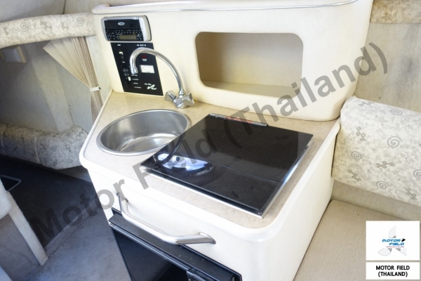 เรือแบบมีห้องนอน 2002 Searay 240 เรือมือสองสภาพสมบูรณ์พร้อมให้คุณได้เป็นเจ้าของ