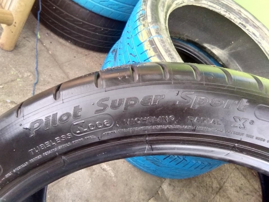 Michelin 285/35R20 Michelin 285/35R20