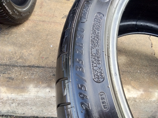 Michelin 295/35R20