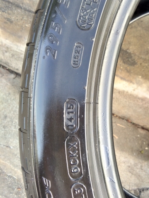 Michelin 295/35R20