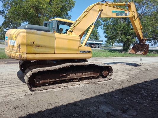 ขายpc200-7ปี2011 ทำงานมา11500ชั่วโมง