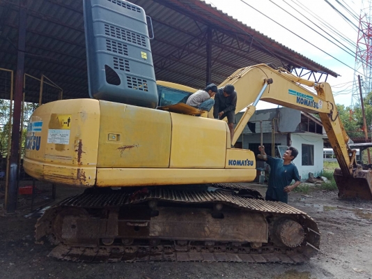 ขายpc200-7ปี2011 ทำงานมา11500ชั่วโมง