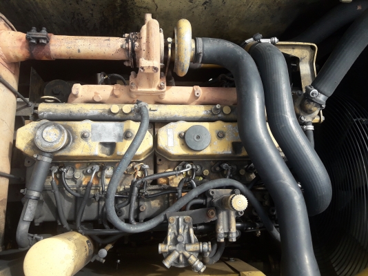 ขายรถแบคโฮ CAT 320D กระบอกเหลือง มี 2 คัน