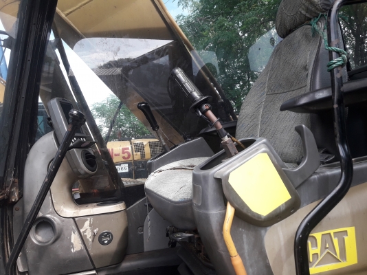 ขายรถแบคโฮ CAT 320D กระบอกเหลือง มี 2 คัน