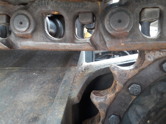 ขายรถแบคโฮ CAT 320D กระบอกเหลือง มี 2 คัน