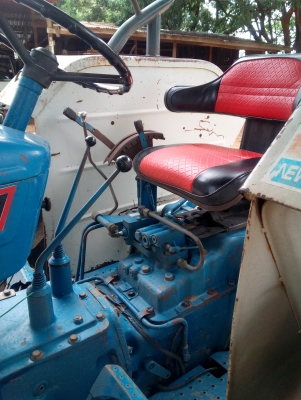 ขายรถไถฟอร์ด newholland 6610 ขายรถไถฟอร์ด newholland 6610