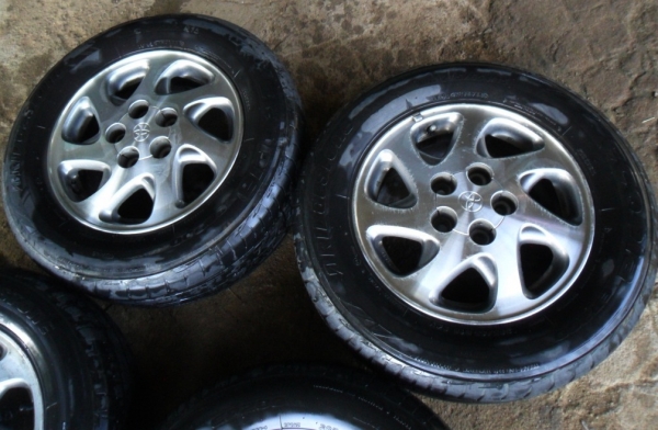 แม็กเอนไกขอบ15 แท้ 5รู114 รัดยางบริดสโตน ใส่รถกระบะ-รถตู้