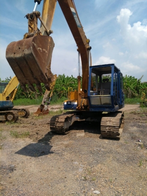 รถแบคโฮ KOBELCO เครื่อง ISUZU ปั๊ม K3V โซ่ใหม่ ใบแทร็ก 70 รถสภาพดี พร้อมใช้งาน มี VDO การทำงานให้ชม