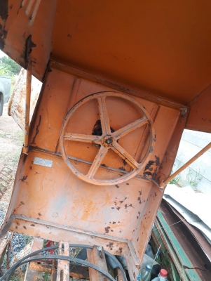 ขออนุญาต  ขายเครื่องโม่ปูน สภาพใหม่  ราคาถูก ไม่มีมอเตอร์