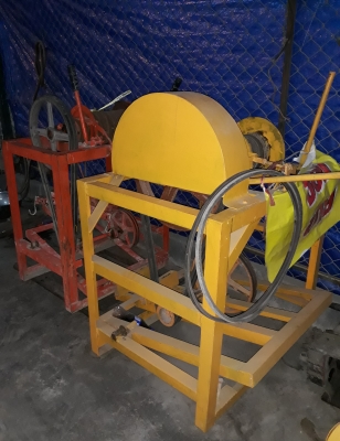 ขายลิฟท์กระป๋อง(มือสอง)สภาพสวยพร้อมอุปกรณ์ตามรูปครับ