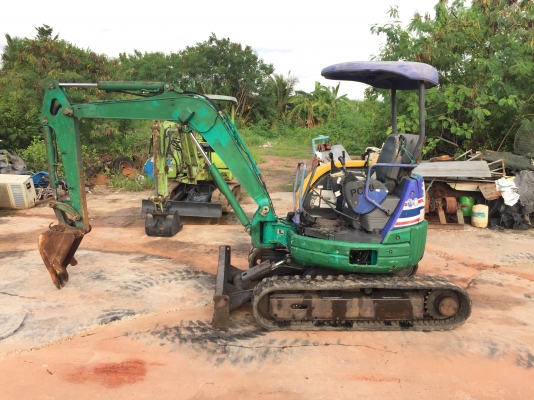 ขาย komatsu pc30 mr1รุ่น9 เก่าญี่ปุ่นไม่เคยใช้งานในไทย 0898374018