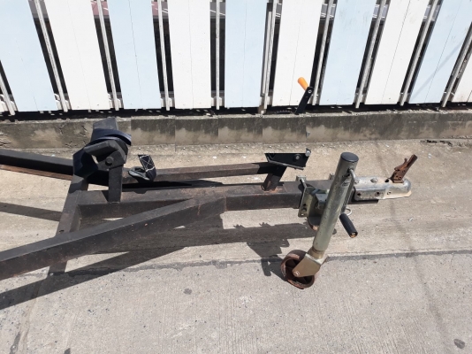 เทเลอร์ลากเรือ ขนาด17X6.5ฟุต สภาพดี