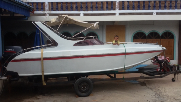 เทเลอร์ลากเรือ ขนาด17X6.5ฟุต สภาพดี