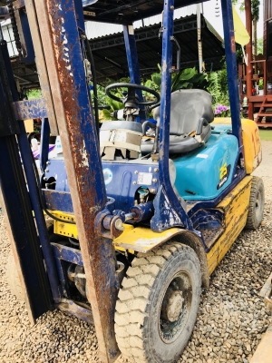 ขาย รถโฟคลิฟ KOMATSU FD25-14ขนาด2.5 เสาสูง3เมตร เครื่องดีเซล เกียรออโต้ ขาย รถโฟคลิฟ KOMATSU FD25-14ขนาด2.5 เสาสูง3เมตร เครื่องดีเซล เกียรออโต้