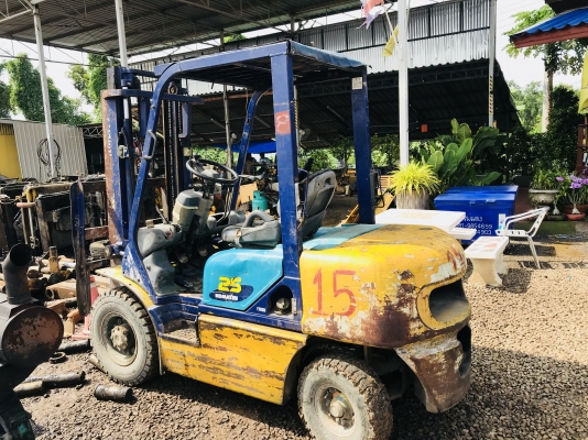 ขาย รถโฟคลิฟ KOMATSU FD25-14ขนาด2.5 เสาสูง3เมตร เครื่องดีเซล เกียรออโต้ ขาย รถโฟคลิฟ KOMATSU FD25-14ขนาด2.5 เสาสูง3เมตร เครื่องดีเซล เกียรออโต้