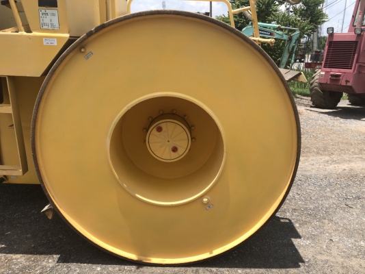 รถบดสามล้อเหล็ก KAWASAKI K12 FROM JAPAN สนใจติดต่อ 063-9316985 ID LINE : 0639316985 ครับ รถบดสามล้อเหล็ก KAWASAKI K12 FROM JAPAN สนใจติดต่อ 063-9316985 ID LINE : 0639316985 ครับ