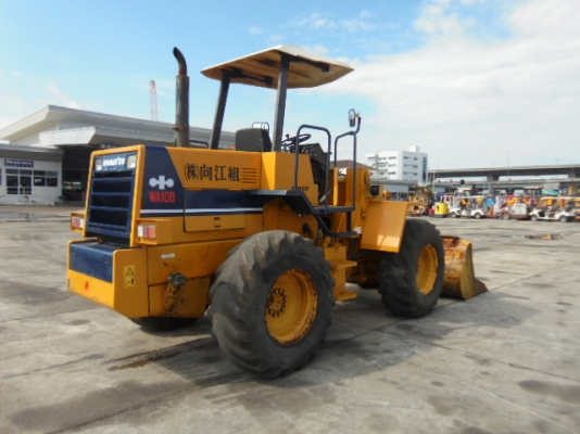 ขายรถตักล้อยาง KOMATSU WA100-1 (สภาพดี) ขายรถตักล้อยาง KOMATSU WA100-1 (สภาพดี)