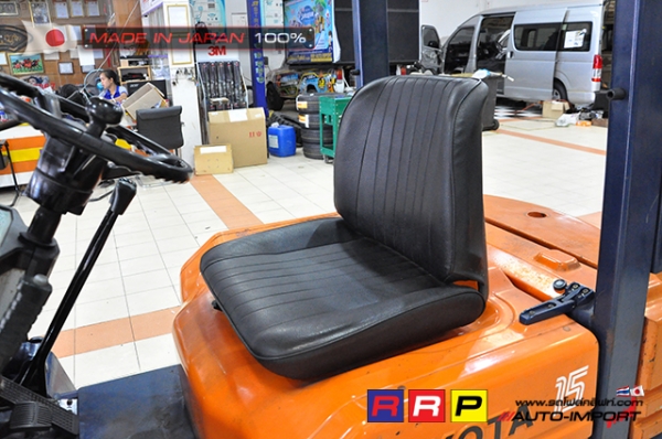 ขายรถโฟล์คลิฟท์มือสอง TOYOTA รุ่น 5FGL15-19396 นำเข้าจากประเทศญี่ปุ่น 100\% ไม่เคยใช้งานในไทย