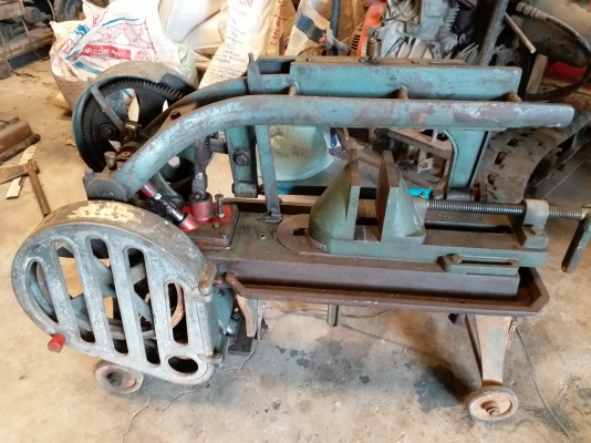 HERO เลื่อยเก่าเก็บ ปากกาจับงานใหม่