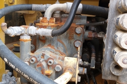 ขาย!! >>> Komatsu Pc120 รุ่น 6E พร้อมใช้งาน มีลายหัวเจาะ <<< เบอร์ติดต่อ 098-7155789 086-4631102