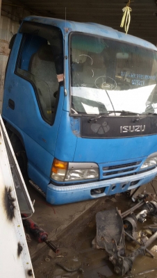 หัวเก๋งเก่านอก ISUZU NKR หัวสูง ตรงรุ่นบ้านเรา ยกหัวได้