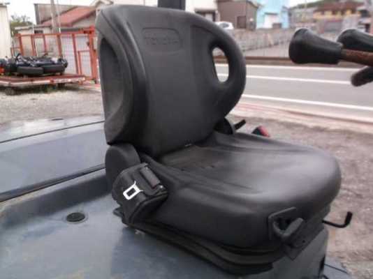 โฟล์คลิฟท์ TOYOTA ดีเซล สอบถาม 062-709-1747 โฟล์คลิฟท์ TOYOTA ดีเซล สอบถาม 062-709-1747