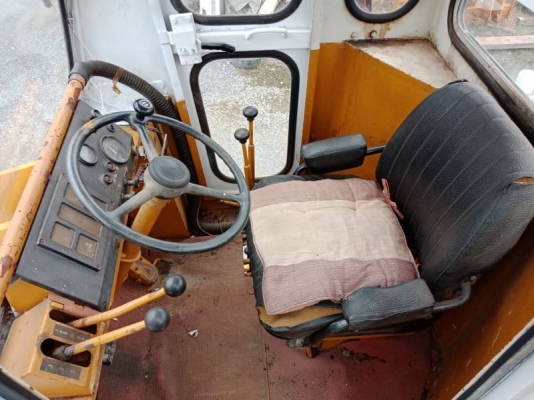 รถญี่ปุ่นเกรดA ขายถูก KOMATSU 510 กรองเดี่ยว ซีเรียลสูง นำเข้าจากญี่ปุ่น โทร.090-986-2521 อ๊อบ