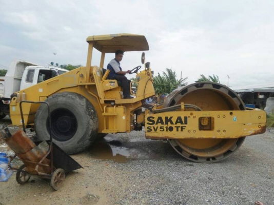 รถบดสั่นเสทือน10ตัน2เปลือก2เพลาSAKAI SV 510TFเครื่องIsuzu เล่มทะเบียน เจ้าของขายเอง