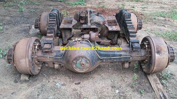 ขายแล้วครับ ชุดช่วงล่างอีซูซุหน้ายาว รุ่นTW,TX สองเพลายกแพเฟืองท้ายเจ7/39 แหนบใหญ่แล้วขาย30,000บาท.