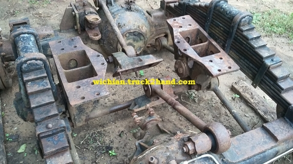 ขายแล้วครับ ชุดช่วงล่างอีซูซุหน้ายาว รุ่นTW,TX สองเพลายกแพเฟืองท้ายเจ7/39 แหนบใหญ่แล้วขาย30,000บาท.