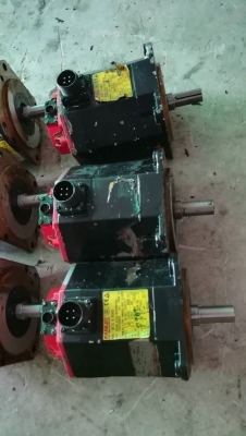ลูกละ 1900 บ.ส่งถึงบ้านฟรี โทร 083-2000058 LINE ID: line832923 มอเตอร์เซอร์โวยี่ห้อ FANUC ขนาด2.5KW( ลูกละ 1900 บ.ส่งถึงบ้านฟรี โทร 083-2000058 LINE ID: line832923 มอเตอร์เซอร์โวยี่ห้อ FANUC ขนาด2.5KW(