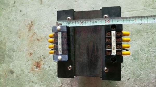 600 บ.ส่งถึงบ้านฟรี โทร 083-2000058 LINE ID: line832923 หม้อแปลงไฟฟ้าจากไฟบ้าน 220 V. เป็นไฟญี่ปุ่น 600 บ.ส่งถึงบ้านฟรี โทร 083-2000058 LINE ID: line832923 หม้อแปลงไฟฟ้าจากไฟบ้าน 220 V. เป็นไฟญี่ปุ่น