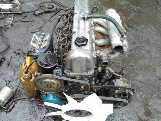 ขายเครื่องยนต์ดีเซลนิสสัน Ld28 สวยๆพร้อมใช้