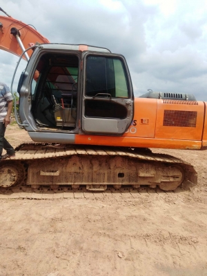 ขาย 1,190,000 HITACHI zx 200-1 เล่มทะเบียน ปี 2012 ไฟฟ้าครบ เครื่องดี ปั้มแรง เอวแน่น ช่วงล่างเต็ม รถสวยพร้อมใช้เอกสานพร้อมโอน รถอยู่ ขอนแก่น 064-191-1112 ขาย 1,190,000 HITACHI zx 200-1 เล่มทะเบียน ปี 2012 ไฟฟ้าครบ เครื่องดี ปั้มแรง เอวแน่น ช่วงล่างเต็ม รถสวยพร้อมใช้เอกสานพร้อมโอน รถอยู่ ขอนแก่น 064-191-1112