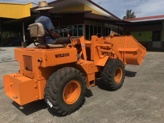 ขายรถตักMITSUBISHI นำเข้าญี่ปุ่นไม่เคยใช้งานในไทยเอวอ่อนเครื่องมิตซูบิชิ4สูบ สภาพดีพร้อมใช้งาน 081-8302909 จิรโรจน์ Line ID : jiraroj2909