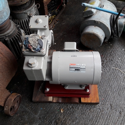 ขาย !! ปั้มน้ำหอยโข่ง.มากีต้า.ขนาด2แรง380v.ท่อ2"(เป็นของใหม่เก่าเก็บ) ขาย !! ปั้มน้ำหอยโข่ง.มากีต้า.ขนาด2แรง380v.ท่อ2"(เป็นของใหม่เก่าเก็บ)