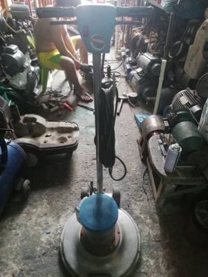 ขาย !! เครื่องขัดพื้น.แชมป์เปี้ยน.ขนาด1แรง220v.พร้อมใช้
